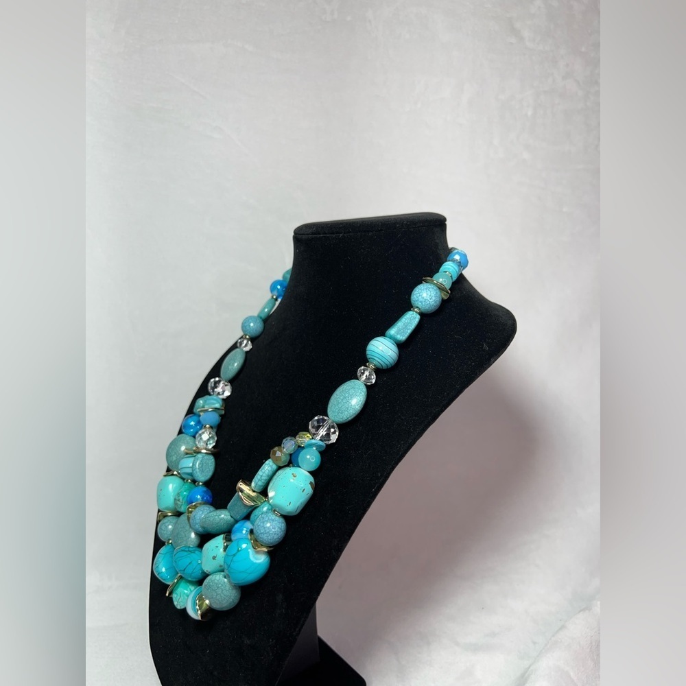 Turquoise and Blue Beaded Necklace - Picture 2 of 9